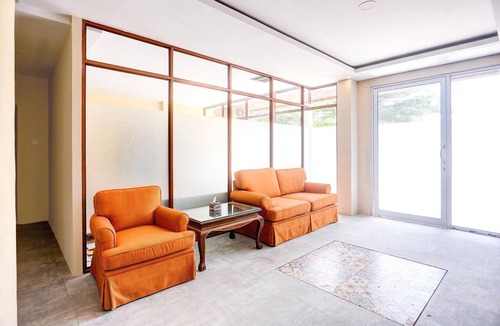 Lubuk Baja House | Stylish DBL Suite Escape W/Free WiFi and Parking