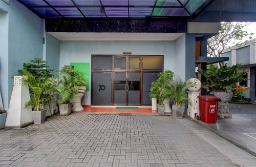 Yogyakarta House | Stylish Stay Near Malioboro