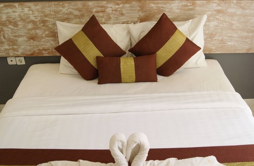 Sidakarya Bed & Breakfast | Sugiras Living