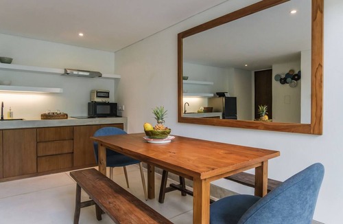 Dyanapura Hotel | Sunset Loft Seminyak, Bali