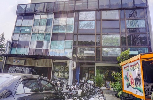 Cilandak Hotel | Super OYO 1805 Fatmawati Mansion Syariah