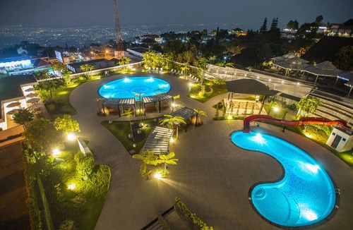 Tretes Hotel | Surya Hotel & Cottages Prigen