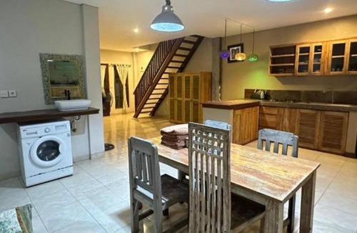 By Pass Ngurah Rai House | Taman Giri House 3 Bedrooms Nusa Dua