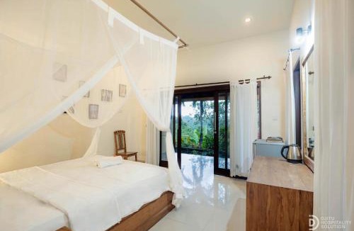 Sayan House | Taman Indrakila