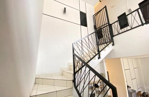 Binong Hotel | Tamastu House Lippo Karawaci