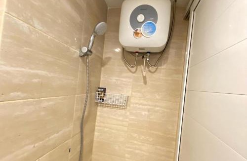 Pinang Apartment | Tentrem Room at Springwood Residence