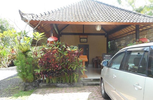 Sidemen Bed & Breakfast | The Bukit Artha