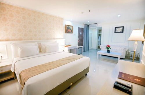 Prawirotaman Hotel | The Cube Malioboro Hotel
