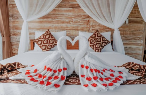 Taro Villa | The Fire Flies Garden Villa