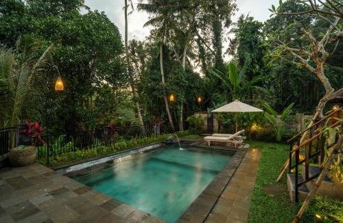 Kemenuh Villa | The Miracle House by GenuineHost