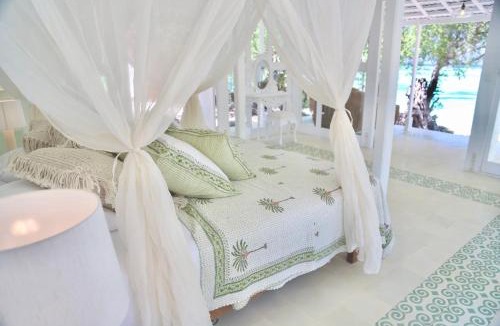 Rote Island Cabin | The Serai Inar