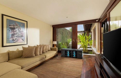 Petitenget Villa | The Suar Seminyak by Nakula