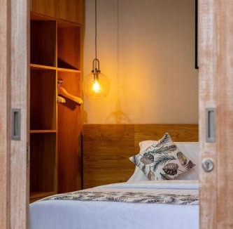 Bukit Villa | The White Hill Villa by Bukit Vista