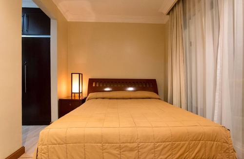 Bangka Hotel | Toeti Roosseno Plaza