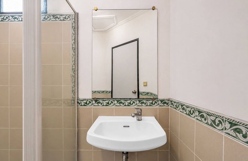 Setiabudi Hotel | Townhouse Oak Casa D'Ladera Bandung