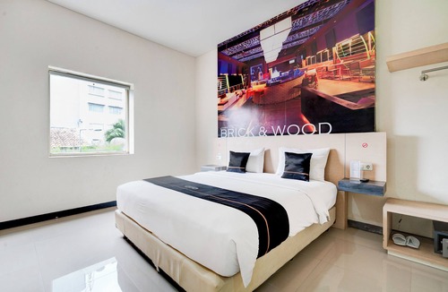 Cipaganti Hotel | Townhouse Oak Cihampelas Near Ciwalk Formerly Promenade Hotel