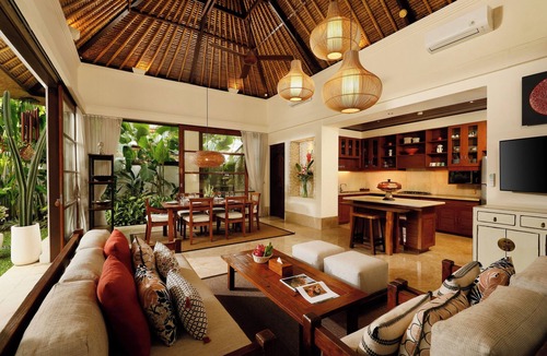 Jimbaran Bay Villa | Tranquil Family Retreat 3BR Pool Villa Near Beach