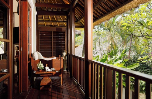 Jimbaran Bay Villa | Tranquil Family Retreat 3BR Pool Villa Near Beach