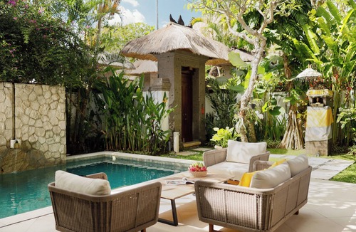 Jimbaran Bay Villa | Tranquil Family Retreat 3BR Pool Villa Near Beach