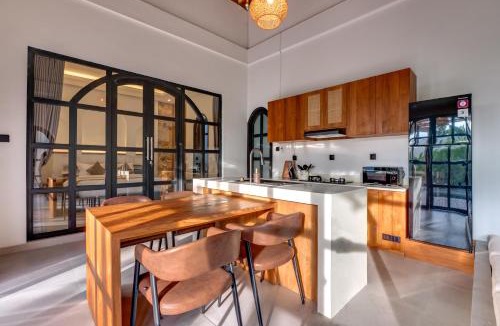 Mengwi Villa | Tresna Villa Tumbak Bayuh Utara
