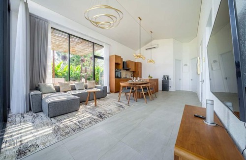Kutuh Villa | Tropical 3BR w Sauna by Pandawa Beach Pool+Patio
