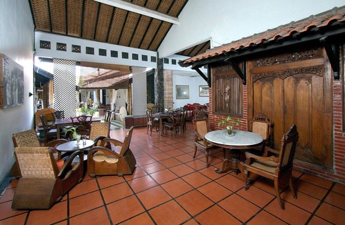 Mlati House | Tugu Jogja Deluxe Double Stay