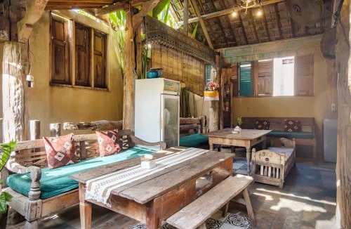 Babakan House | TwoSpaces Living at Wave And Chill House, Canggu