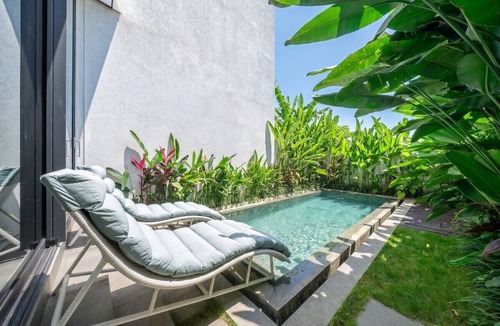 Kutuh House | U Villa 13 - Stylish Tropical 2BR w Beach Nearby & Pool+Garden