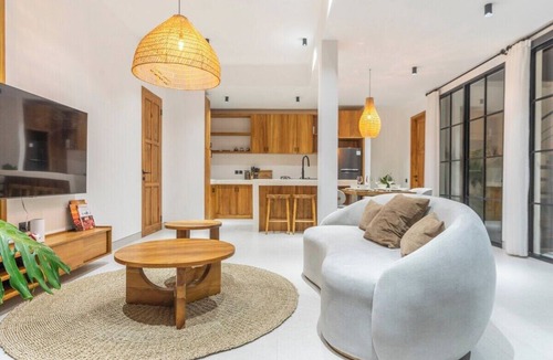Singakerta Villa | Ubud's Best 2BR w Huge Rooftop & Pool by Ricefield
