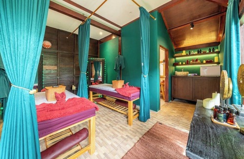 Penestanan House | Ubud's Best New 2BR w Spa, Pool & Lush Garden