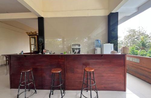 Batuan House | Ubud Suites Batuan near Tegenungan Waterfall