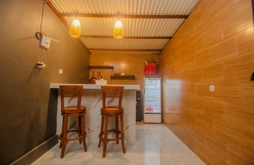 Mumbul House | Uma Santhi Guesthouse