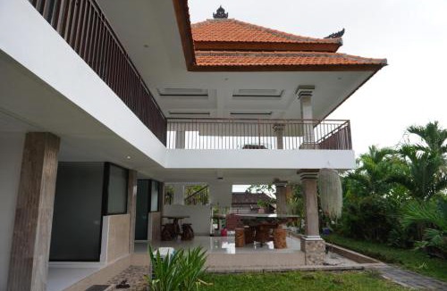Kutuh House | Umah Dayuh