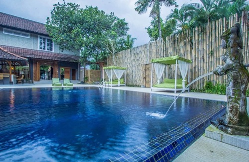 Sambahan Villa | Villa 3# 1 BR Balinese Villa with public pool