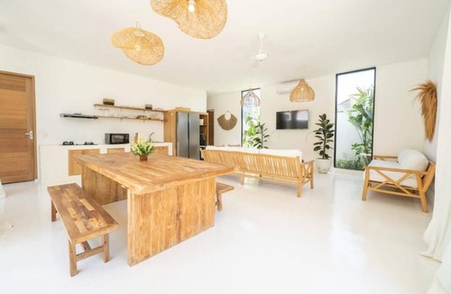 Padonan Villa | Villa Amie by Tasvan