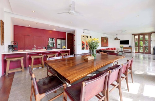 North Legian Villa | Villa Amira · 5BR · 17m Pool · Walk to Beach