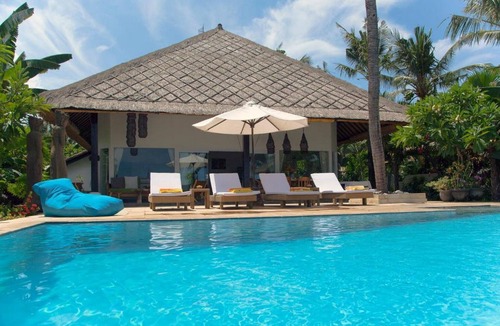 Dencarik Villa | Villa Bali Paradise Escape