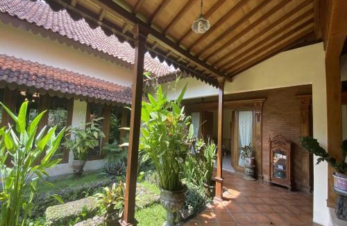 Mlati Villa | Villa Baliantoro Yogyakarta