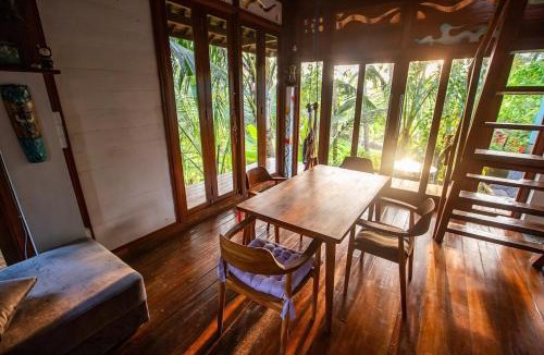 Tampaksiring Villa | Villa Baruna - 2 storey teak villa - volcano view