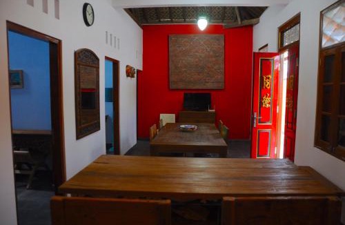 Central Yogyakarta Villa | Villa Buddha Malioboro
