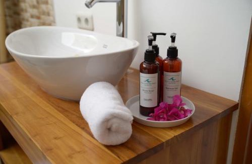 Medahan Hotel | Villa Casablanca Surf Keramas