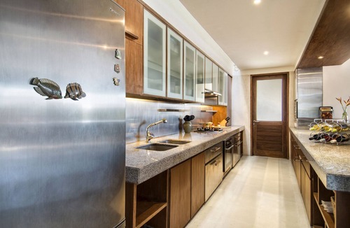 Ungasan Villa | Villa Champa - Elegant Family Friendly Villa inc. Car/Driver, Pool Fence & Cook