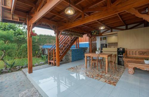 Mambal House | Villa Darma Ubud by Bali Cabin