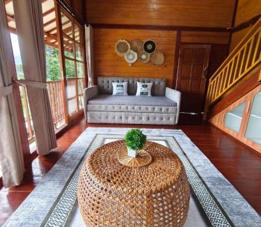 Megamendung Villa | Villa De Montagne