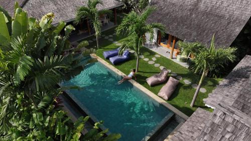 Kerobokan Resort | Villa Du Bah - Cozy Tropical 3BR Villa 12min To Beach
