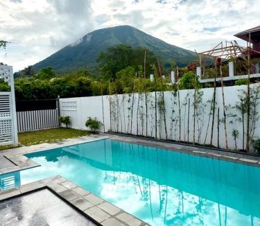 Tomohon Villa | villa Elfame Lokon