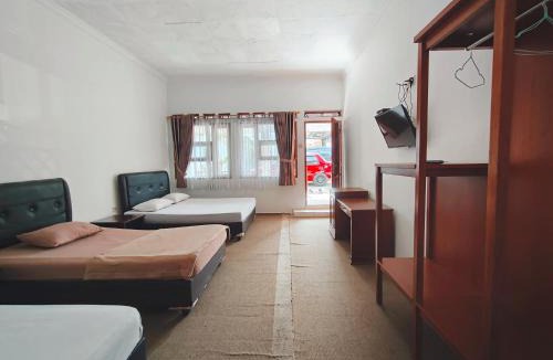 Pangalengan Bed & Breakfast | Villa KC Cileunca