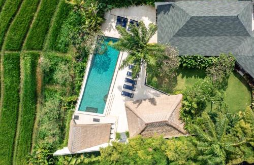 Tibubeneng Villa | Villa Kubu Dewi Sri by Villa Finder