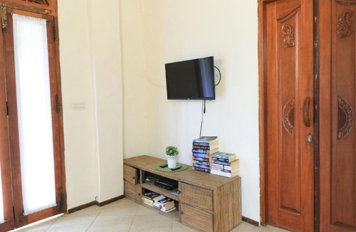 Mushroom Bay House | Villa Mangga