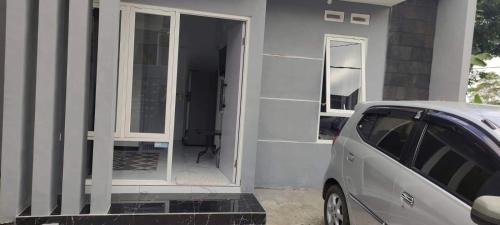Oro Oro Ombo Villa | Villa Modern Minimalis Panderman Hill